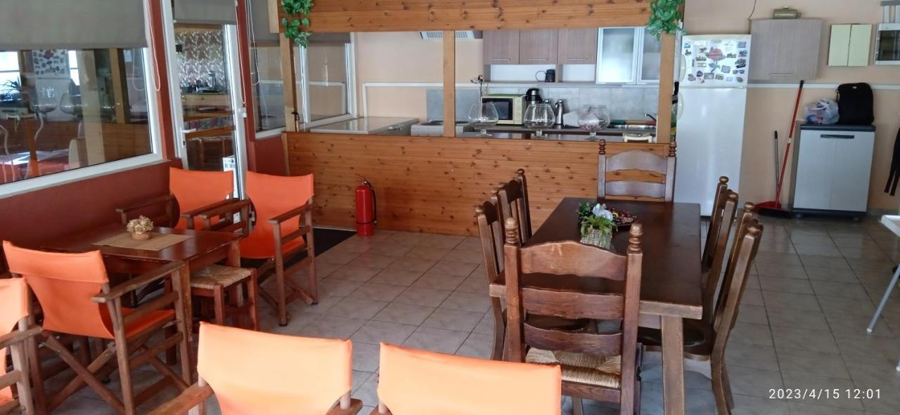 Hotel Konstantina Rodopoli Ngoại thất bức ảnh
